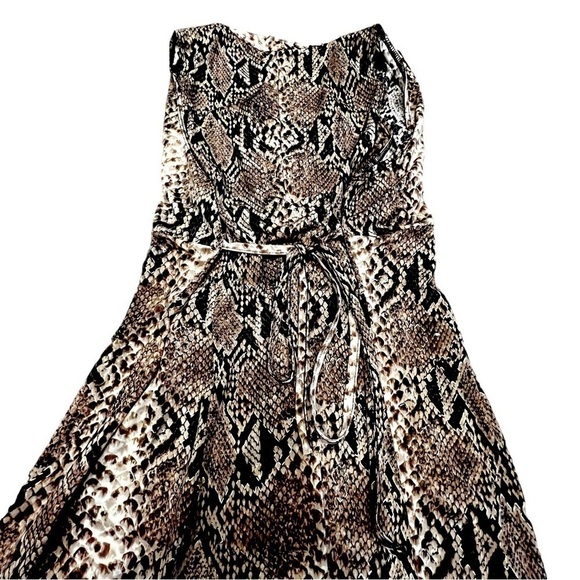 CACHÉ Women’s Elegant Sleeveless Snakeskin Top, Size Large - Picture 7 of 11